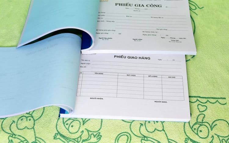 In CUỐN BIỂU MẪU CARBONLESS giá rẻ